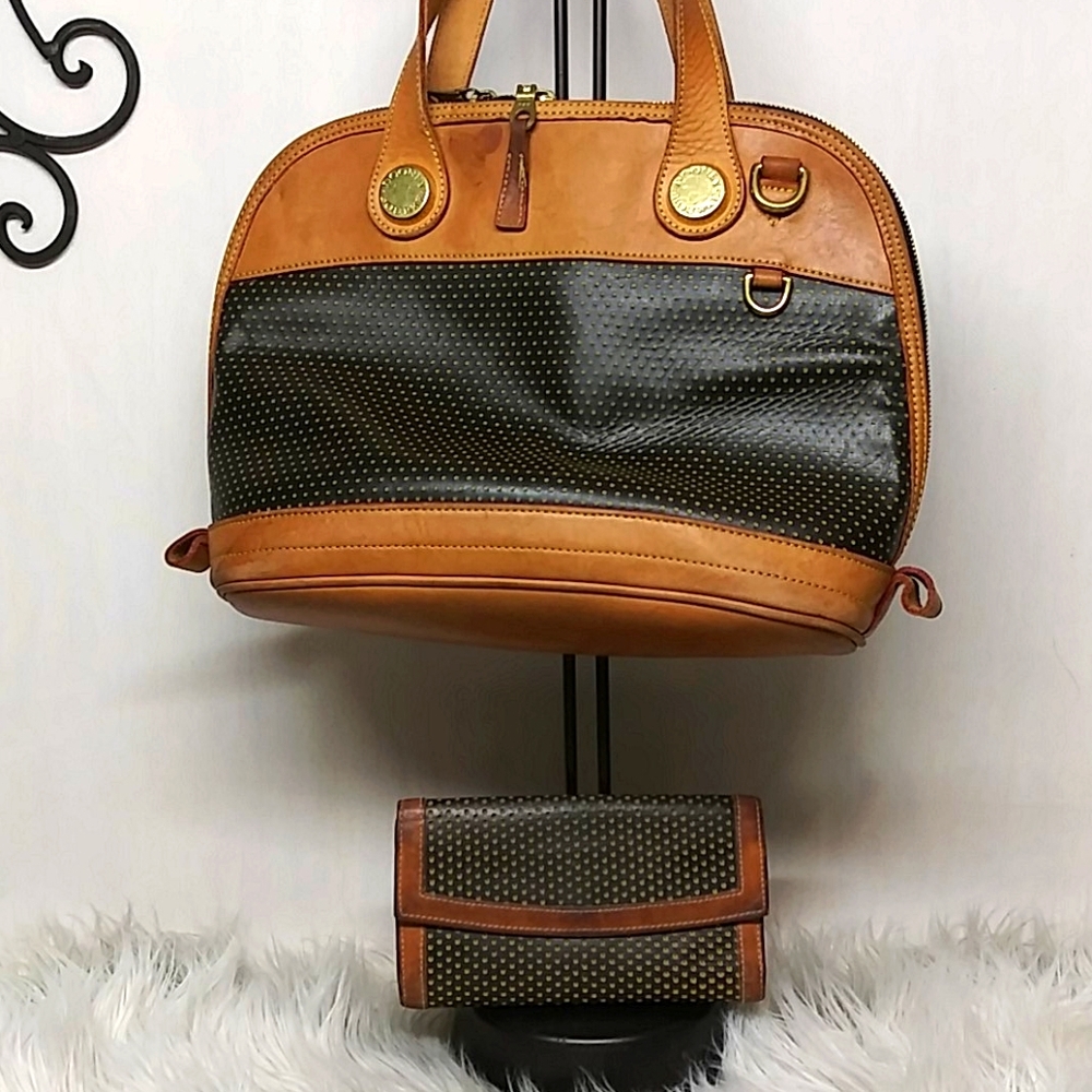 Dooney & Bourke set